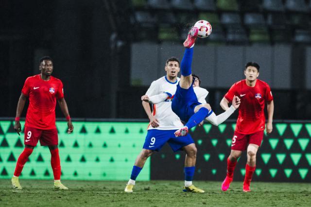 开云体育下载官网-【中超】让三追四卡扎尔绝杀 泰山客场4比3十人梅州