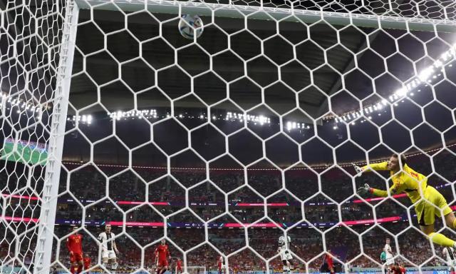 1669576711361002029.jpg 4933.jpg