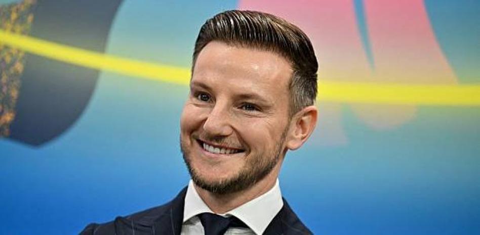 开云体育下载APP-拉基蒂奇:我在巴萨和哈维只共事过一年,真希望能共事更久